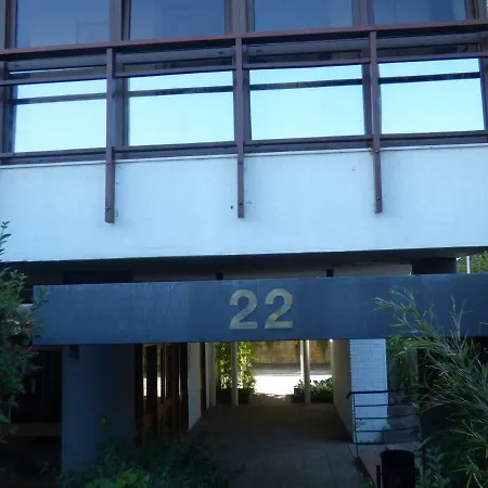 Ocean View Apartment *